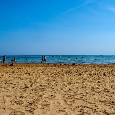 Escape - Flat With Balcony * Bibione